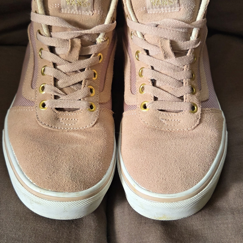 Vans Women's Pink Suede Skate Sneakers